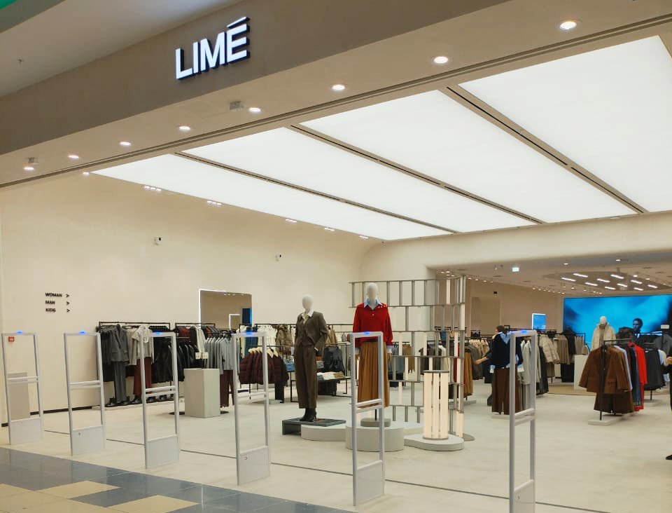 В Москве открыли самый большой магазин сети Lime